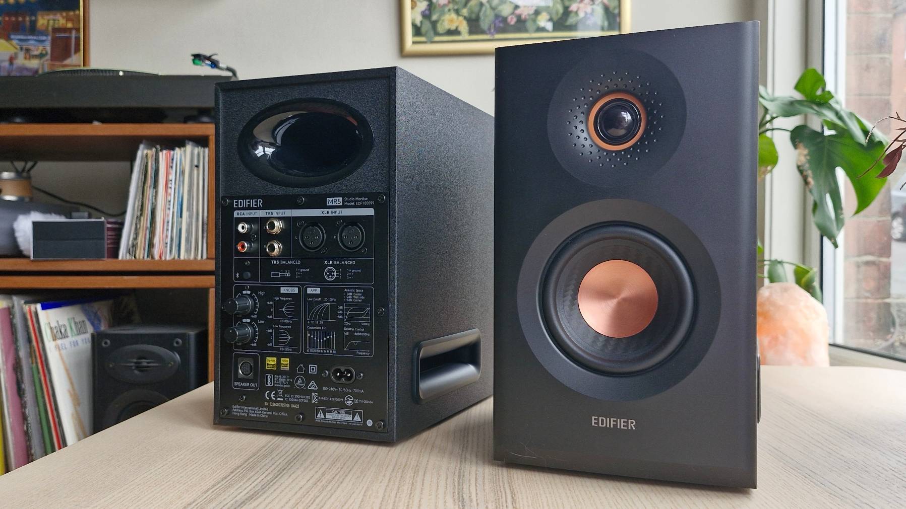 The Edifier MR5 monitor speaker on a table.