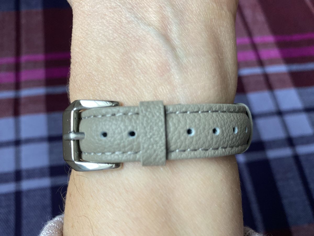 Wearlizer Thin Leather Apple Watch Band