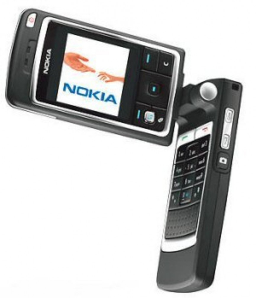 15-things-youll-only-understand-if-you-owned-a-flip-phone-7-1556727166-ZUQ3-column-width-inline