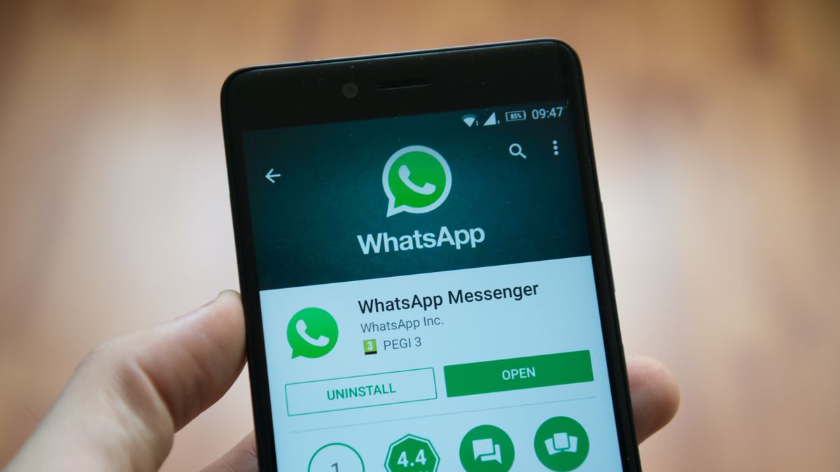 is whatsapp safe to use on iphone