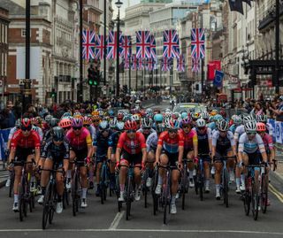 Peloton on stage 3 of RideLondon Classique 2022