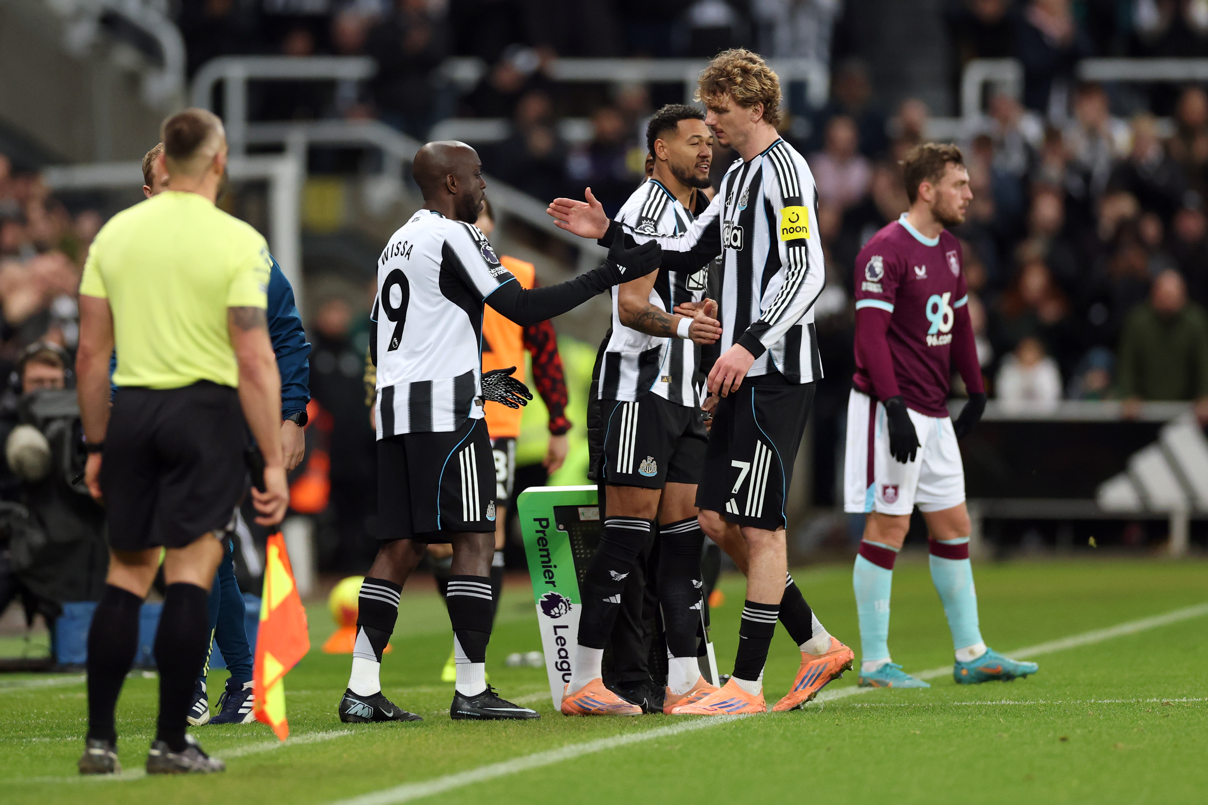 NEWCASTLE UPON TYNE, ENGLAND - DECEMBER 06: Yoane Wissa of Newcastle United comes on for teammate Nick Woltemade to make his debut during the Premier League match between Newcastle United and Burnley at St James' Park on December 06, 2025 in Newcastle upon Tyne, England. (Photo by Stu Forster/Getty Images)