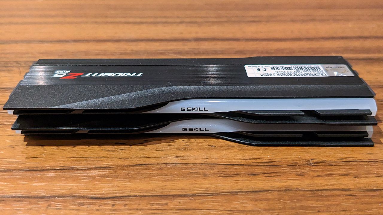 G.Skill Trident Z5 DDR5-7200 2x24GB modules top view