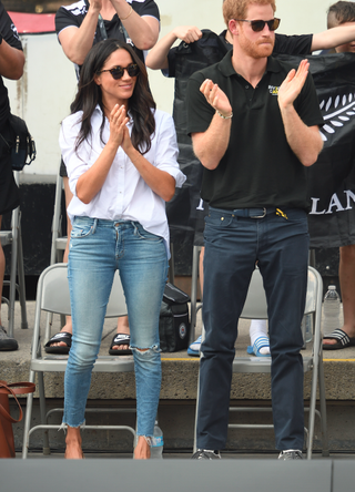 Meghan Markle attends the Wheelchair Tennis on day 3 of the Invictus Games Toronto 2017 at Nathan Philips Square on September 25, 2017 in Toronto, Canada