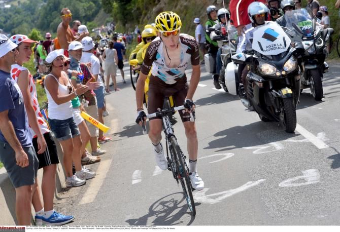 Romain Bardet (Ag2r) tried to claw back time on the top three today