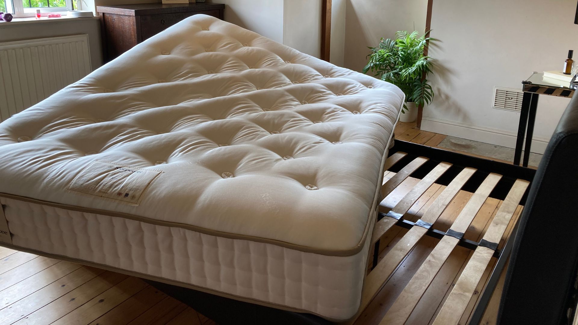 Testing the Sleepeezee Regency Kew 2800 Pocket Sprung Mattress in Madeline's home