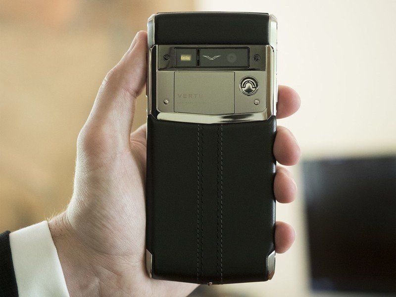 Just look at that ... it&amp;#39;s a really nice phone