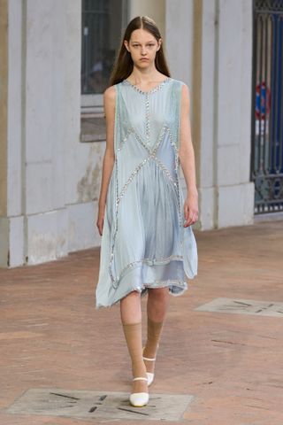 flapper girl dresses at milan fashion week spring summer 2025