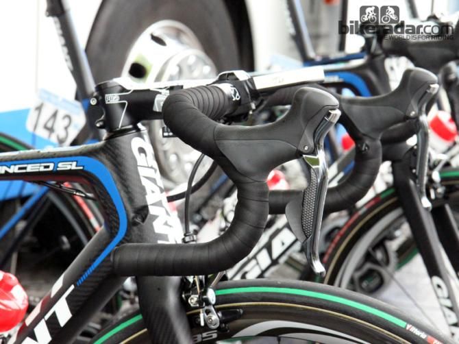John Degenkolb (Giant-Shimano) prefers traditional-bend bars and level hoods