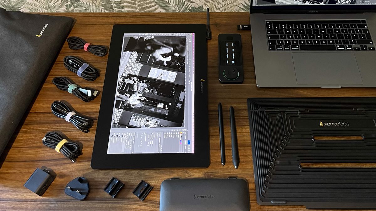 Tablette Graphique Avec écran Xencelabs Pen Display 16" 4K - 2 Stylets, Adobe RGB 99%