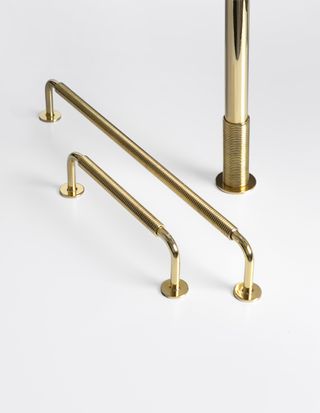 Golden door knobs in two different sizes