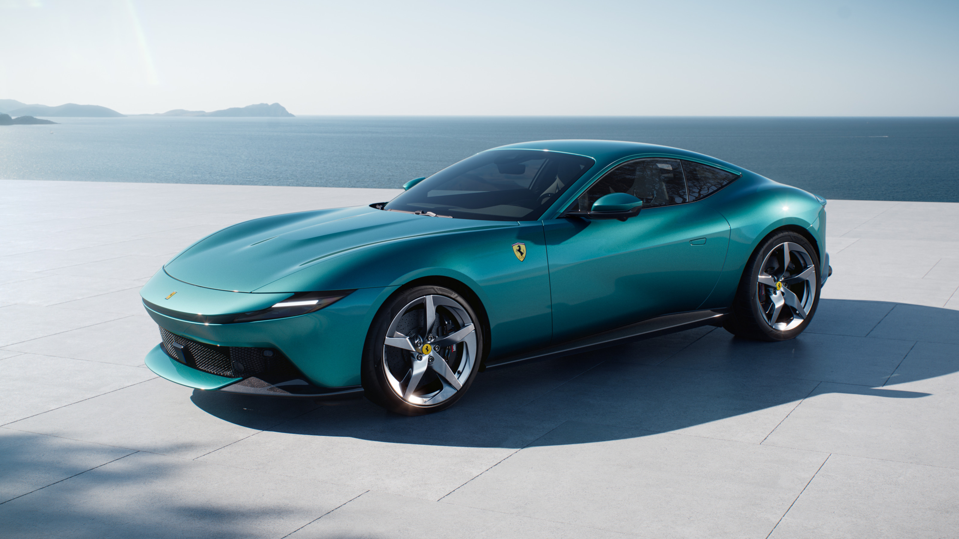 The new Ferrari Amalfi