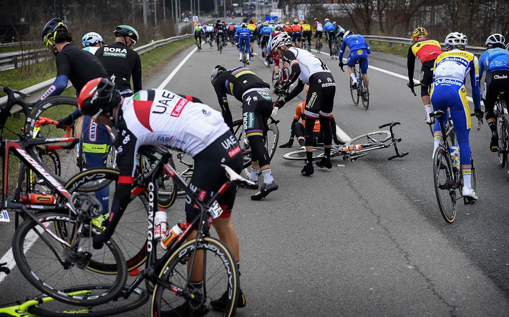 A crash with 100km to go broke the field apart at E3 Harelbeke