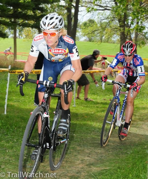Sue Butler (Hudz/Subaru) being marked by US Champion Katie Compton (Planet Bike)