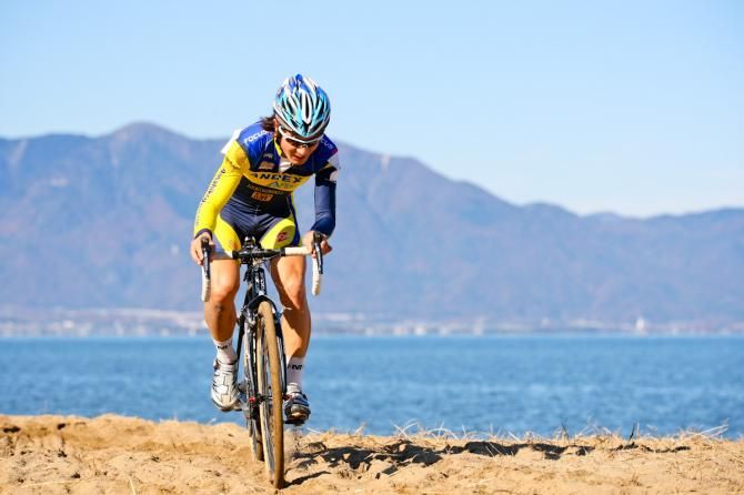 Atsushi Maruyama in the sand