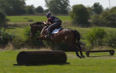 saracen-bursary-cross-country.jpg