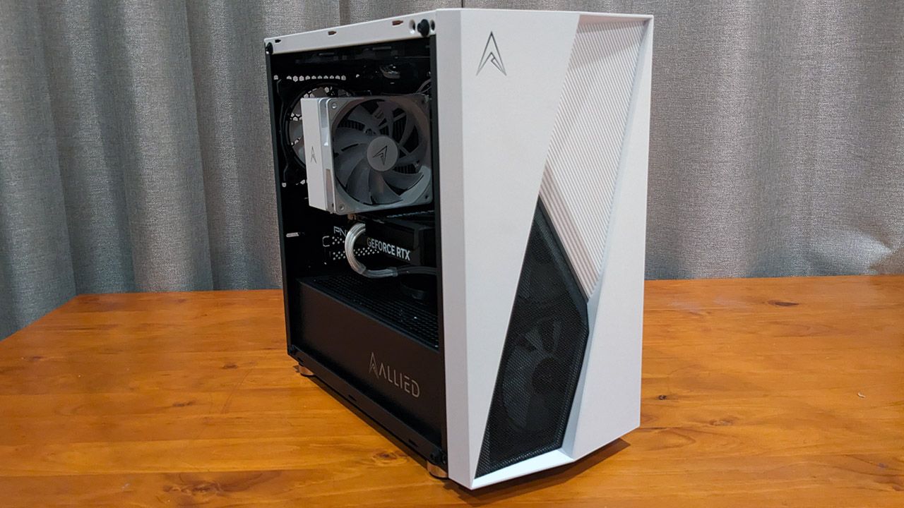 Allied Stinger-A Gaming PC 3/4 view