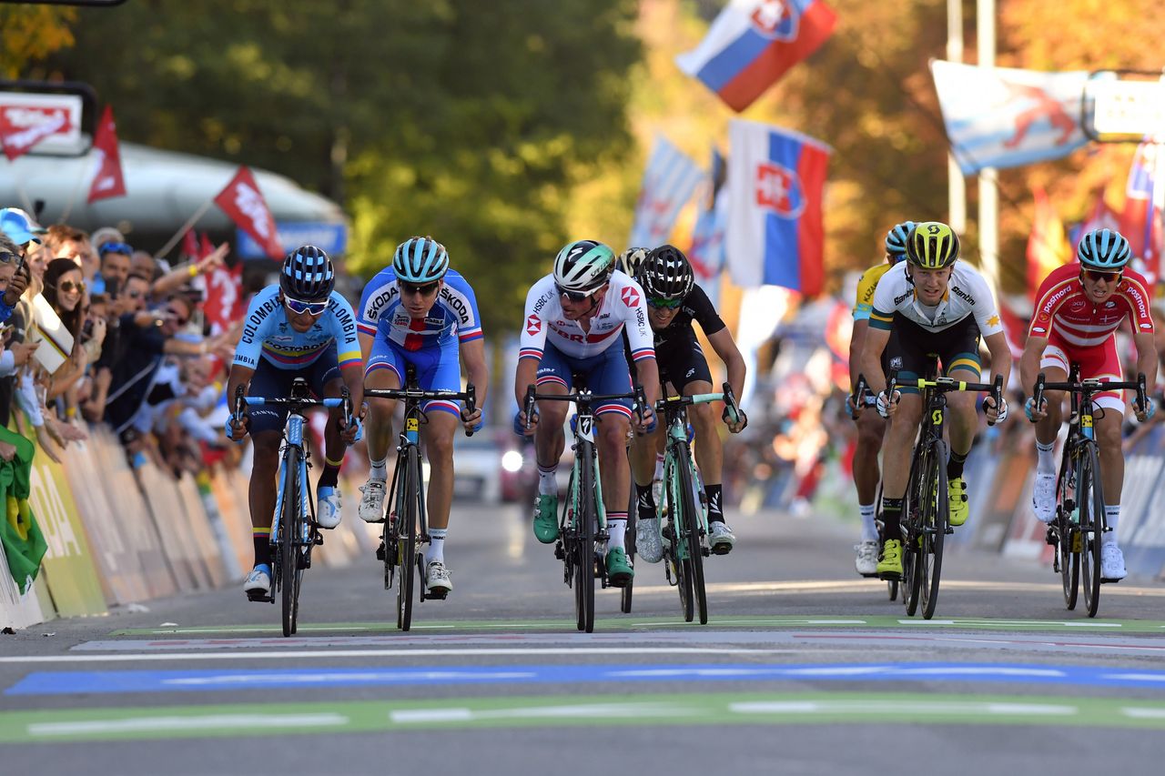 The sprint for the minor places went to Roman Kreuziger