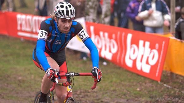 Jamey Driscoll racing in USA team colors in his first World Cup race at Hofstade Belgium