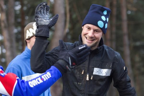Tom Boonen handing out high-fives
