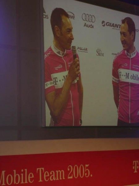 Two sprinters joking around on the big screen: Erik Zabel and Olaf Pollack