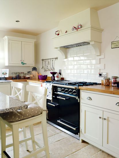 Kitchen case study: a kitchen transformed with freestanding furniture ...