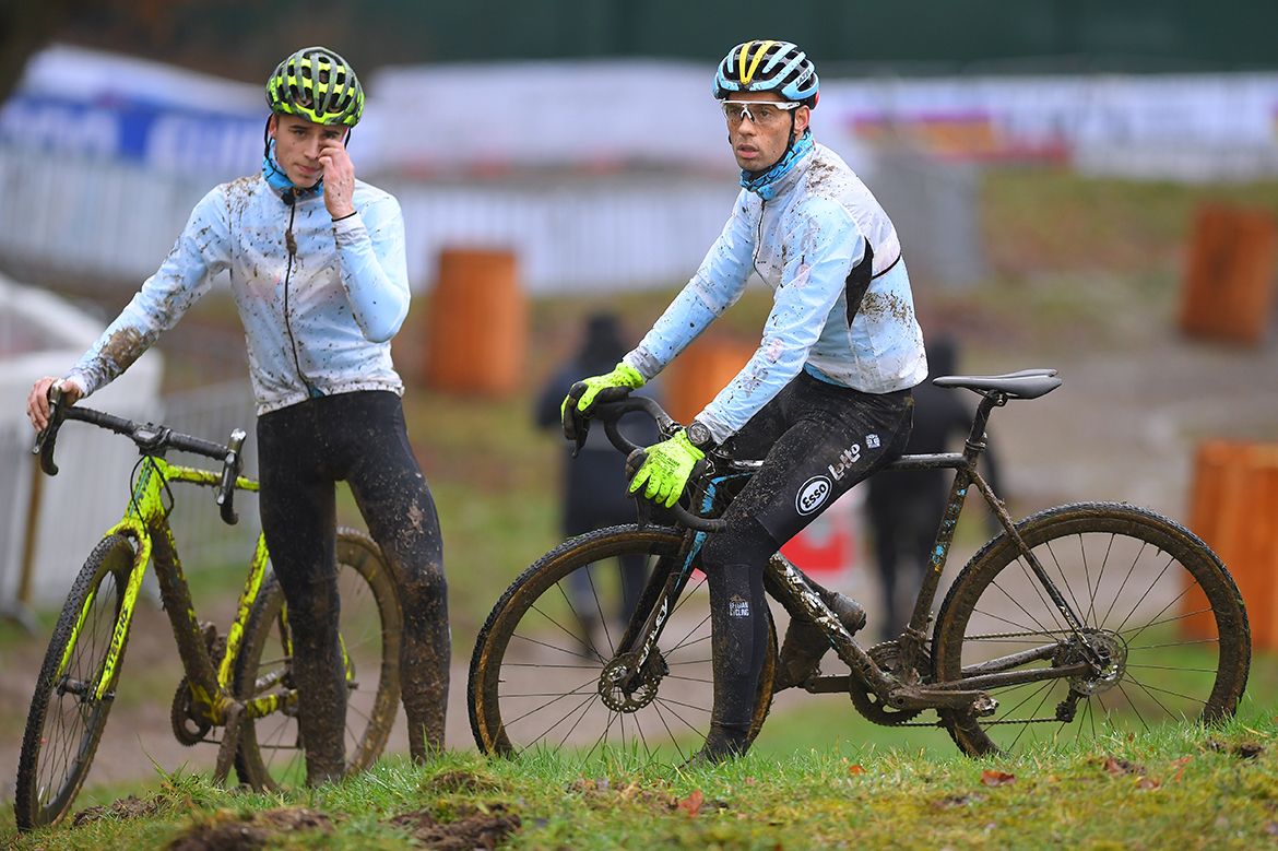 Belgian coach Sven Vanthourenhout was out with the team examining the Valkenburg course