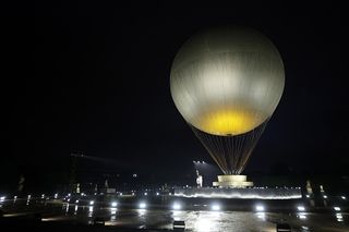 the balloon in the Tuileries