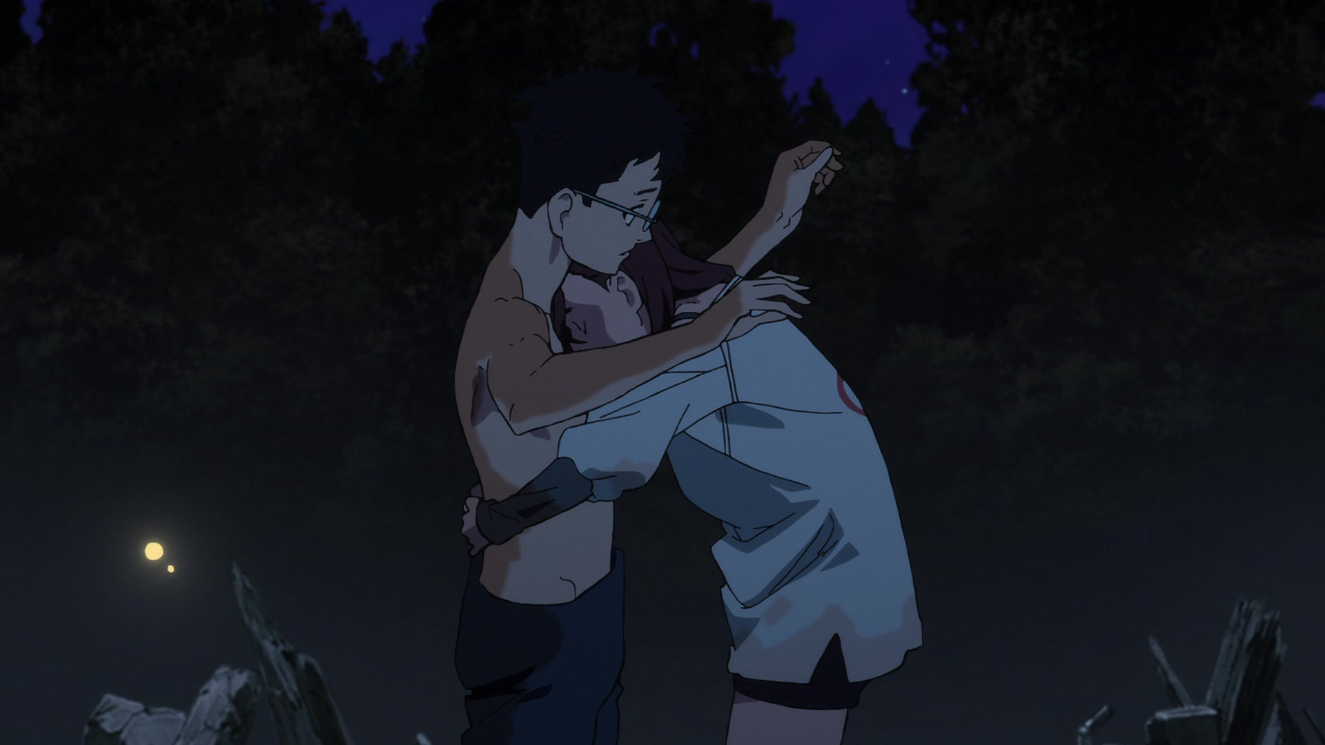 Momo hugging her friend at night during Dan Da Dan season 2