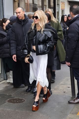 Sienna Miller wearing Chloe wedges