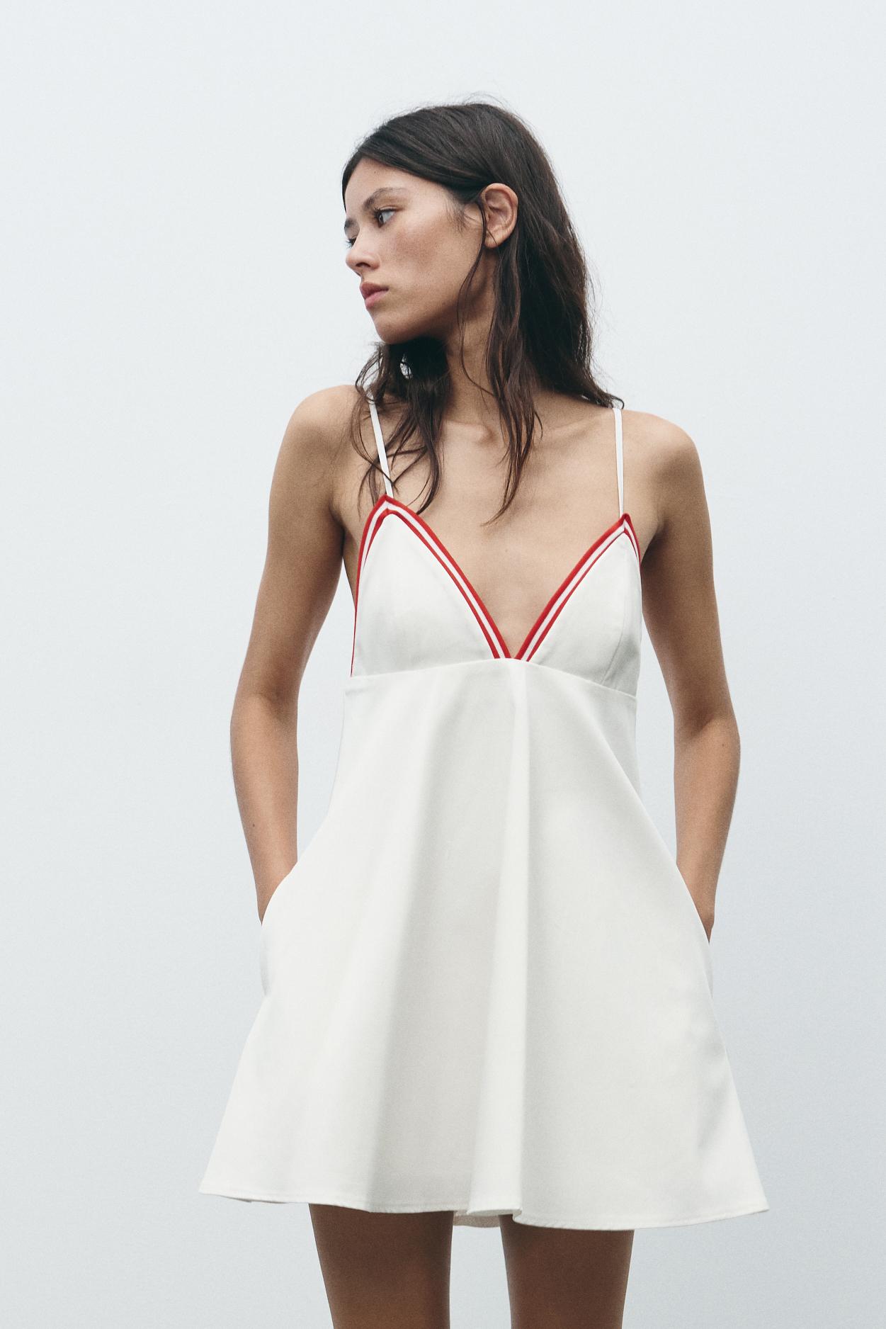 Short Dress With Contrasting Rib Trim