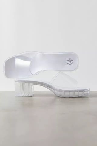 Best Jelly Sandals | Urban Outfitters Clear Jelly Sandals