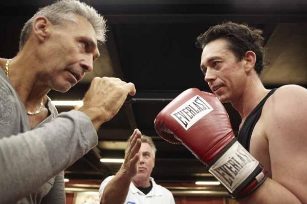 It's all in the eyes: Hoste steps into the ring