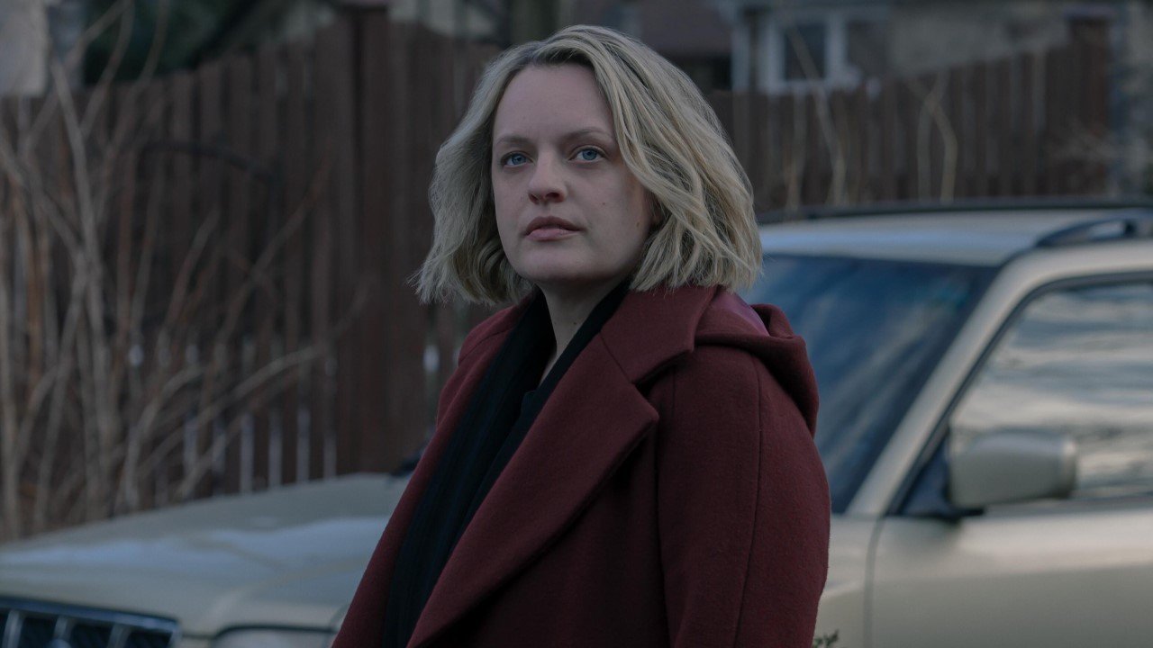 elisabeth moss&#039; june outside of gillead in the handmaid&#039;s tale season 4