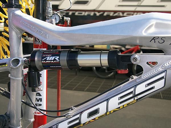 We obviously haven't ridden this prototype yet, but the inclusion of Foes' Curnutt shock is a good sign of what's to come.