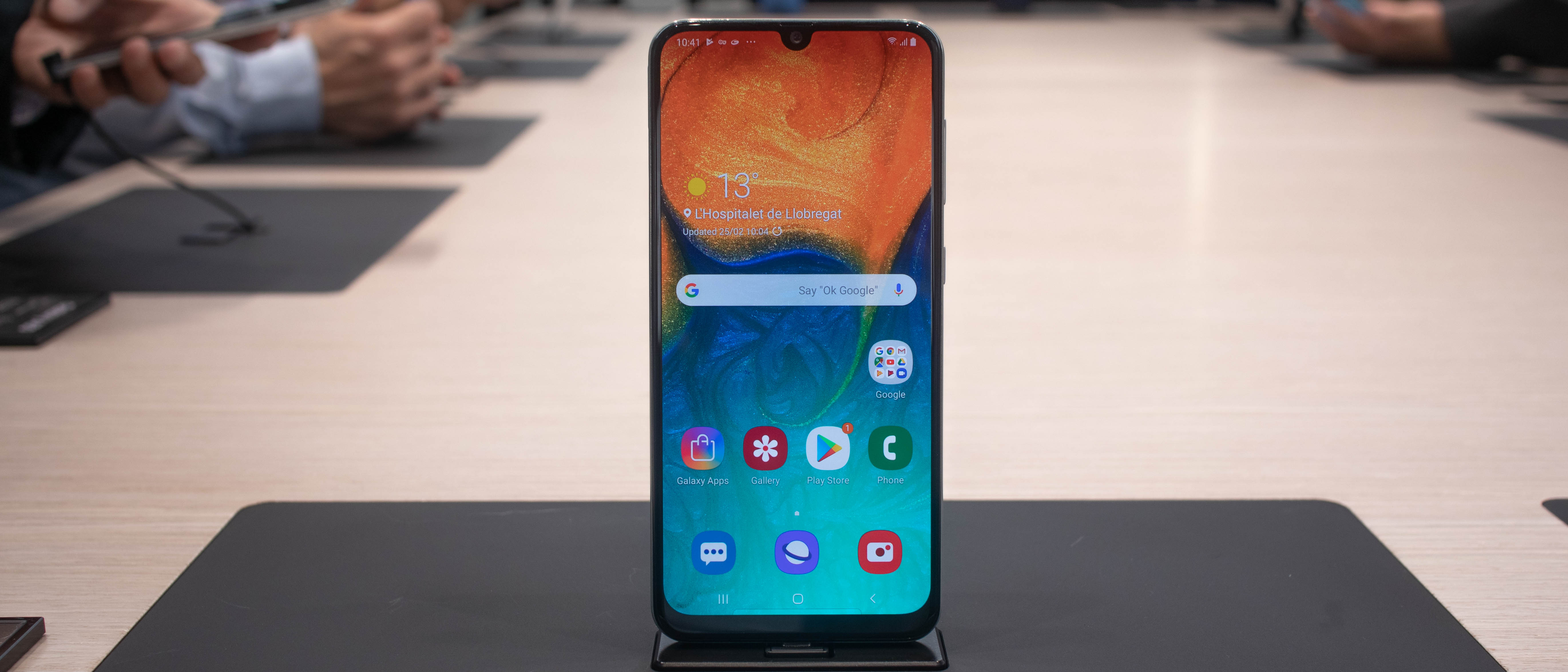 galaxy a30 features