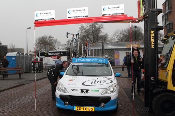 There is a 2.45 metre height limit for a bridge over the course, so the organisers provided a height test for team cars before the start