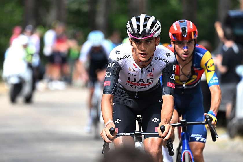 LAGUNAS DE NEILA, SPAIN - AUGUST 09: Isaac Del Toro of Mexico and UAE Team Emirates - XRG and Giulio Ciccone of Italy and Team Lidl - Trek compete in the breakaway during the 47th Vuelta a Burgos 2025, Stage 5 a 138.3km stage from Quintana del Pidio to Lagunas de Neila 1866m on August 09, 2025 in Lagunas de Neila, Spain. (Photo by Antonio Baixauli/Getty Images)