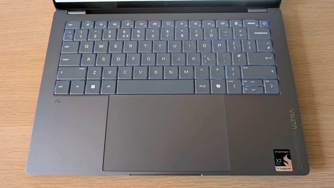 The HP OmniBook Ultra 14 on a desk