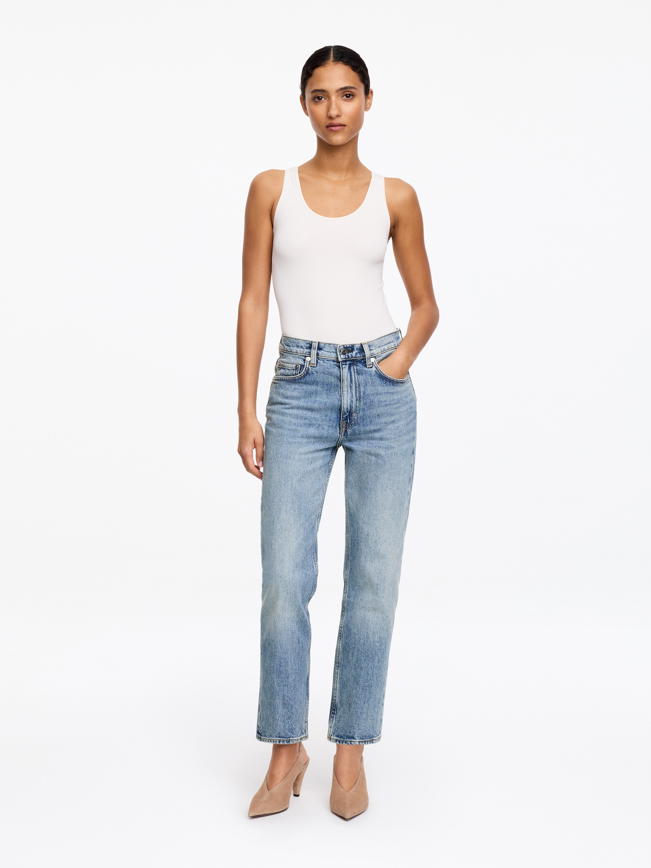 Jade Cropped Slim Jeans &amp;ndash; Light Blue &amp;ndash; Women &amp;ndash; Arket Gb