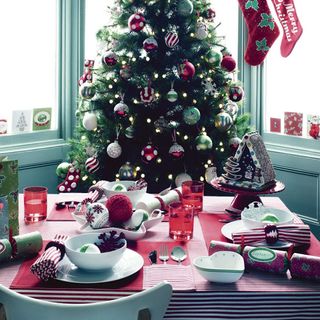 christmas tree with table and tablecloth