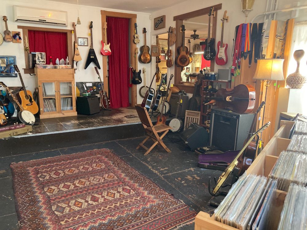 Really Good Rejects guitar shop