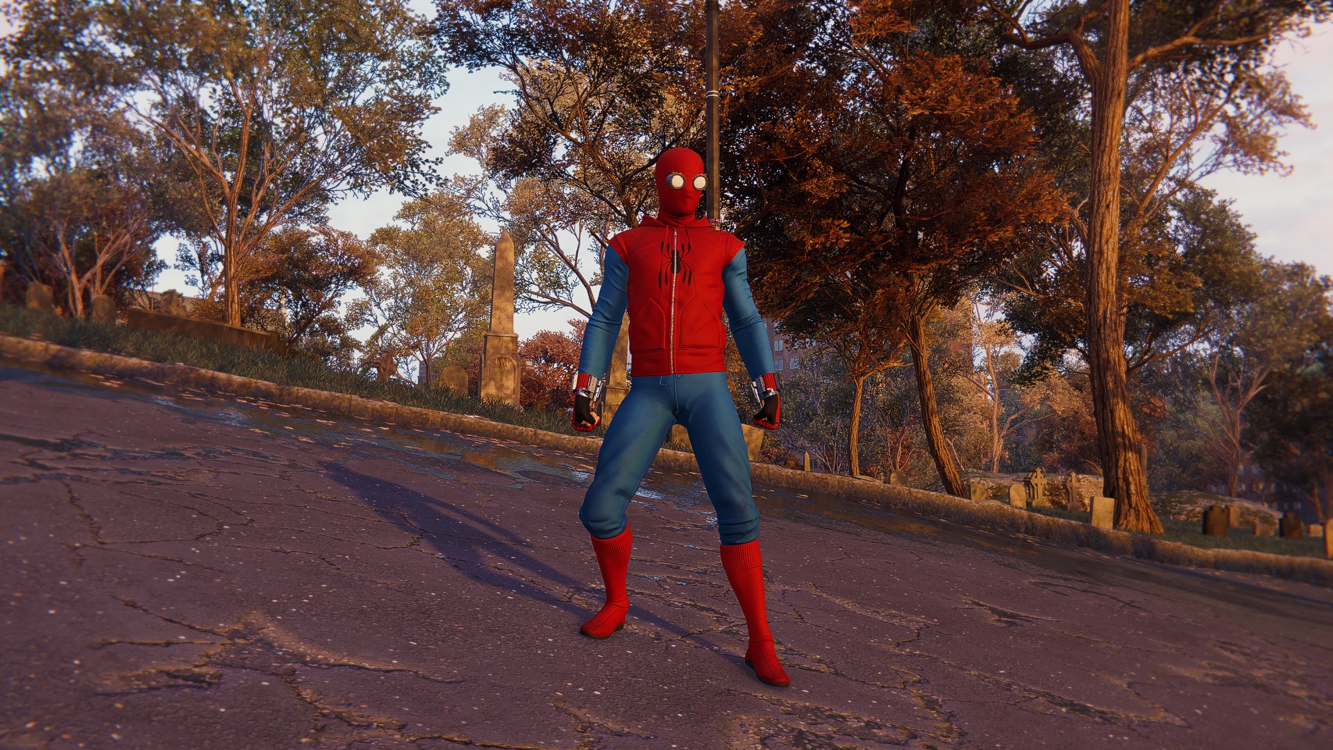 Самодельный костюм Человека-паука — Человек-паук носит очки и красно-синий костюм.