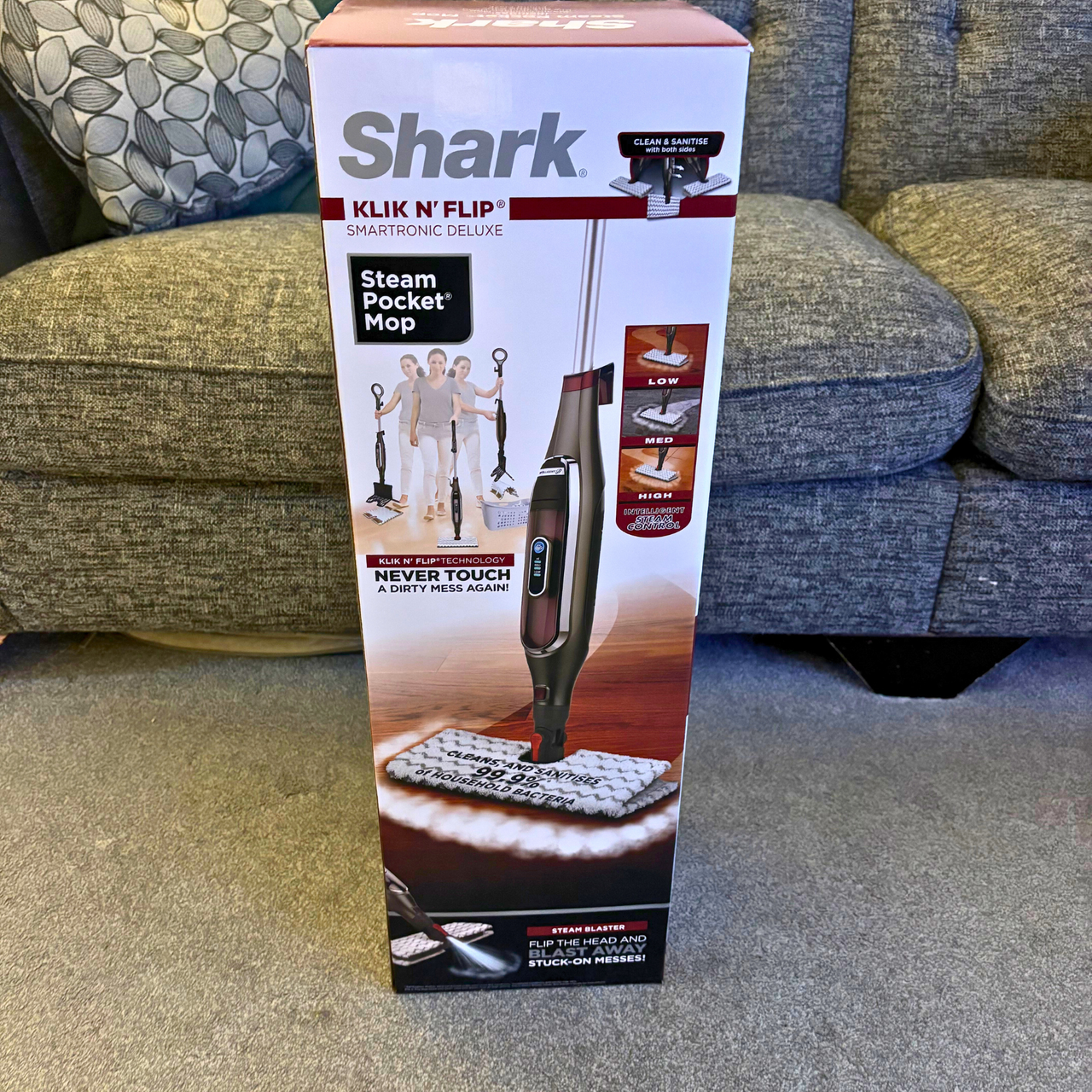 Shark Klik n&rsquo; Flip Automatic Steam Mop branded packaging