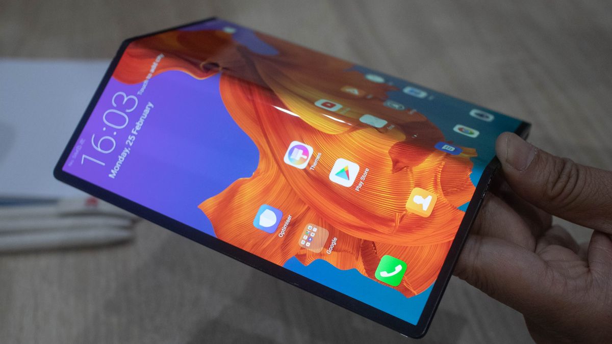 Huawei mate x 2024. Хуавей раскладной смартфон 2022. Huawei Fold. Huawei Fold 3. Huawei складывающийся смартфон Дата выход.