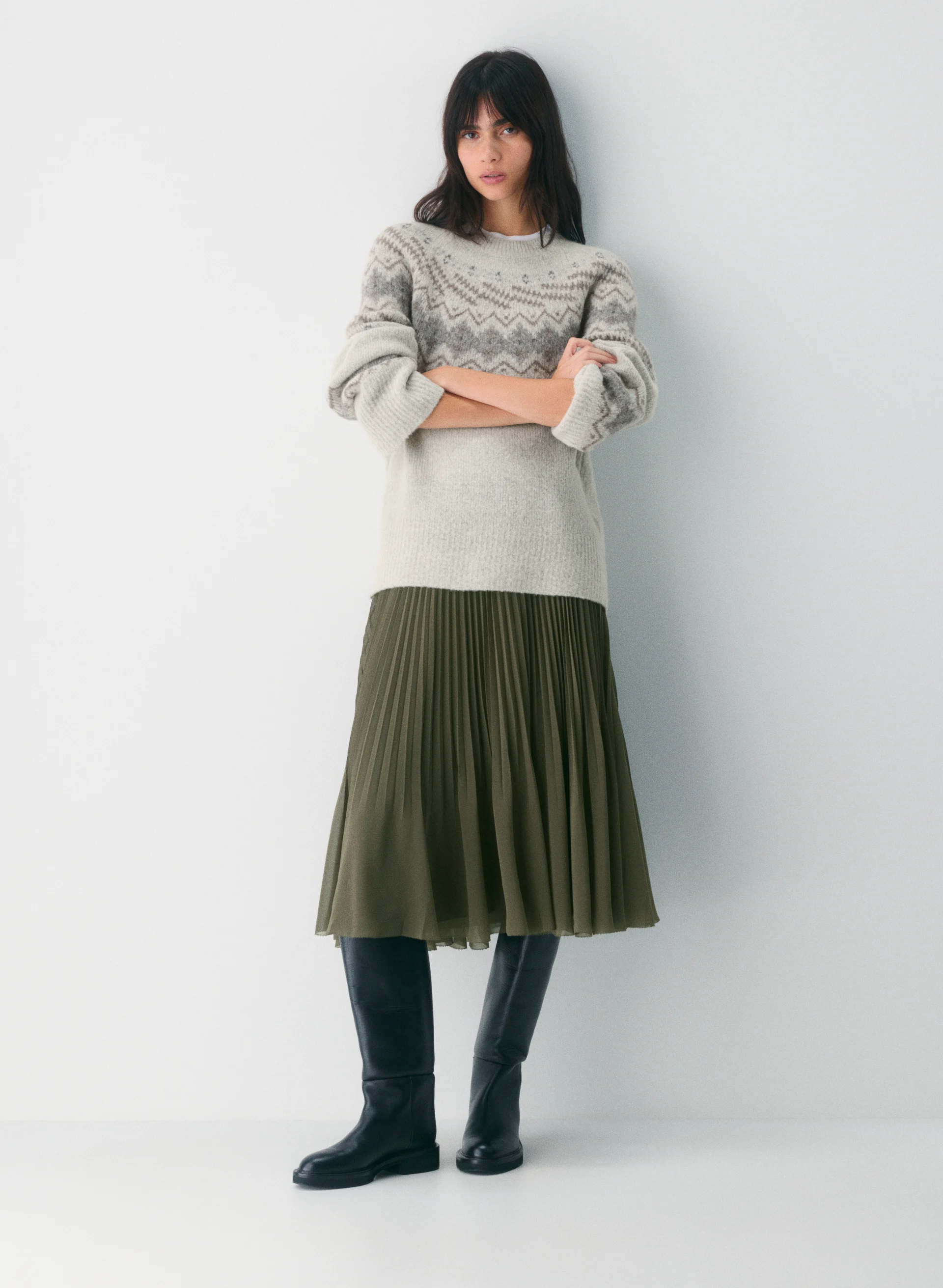 Twirl Pleated Skirt