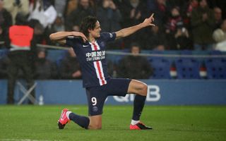 Edinson Cavani celebrates after scoring for Paris Saint-Germain against Bordeaux in February 2020.