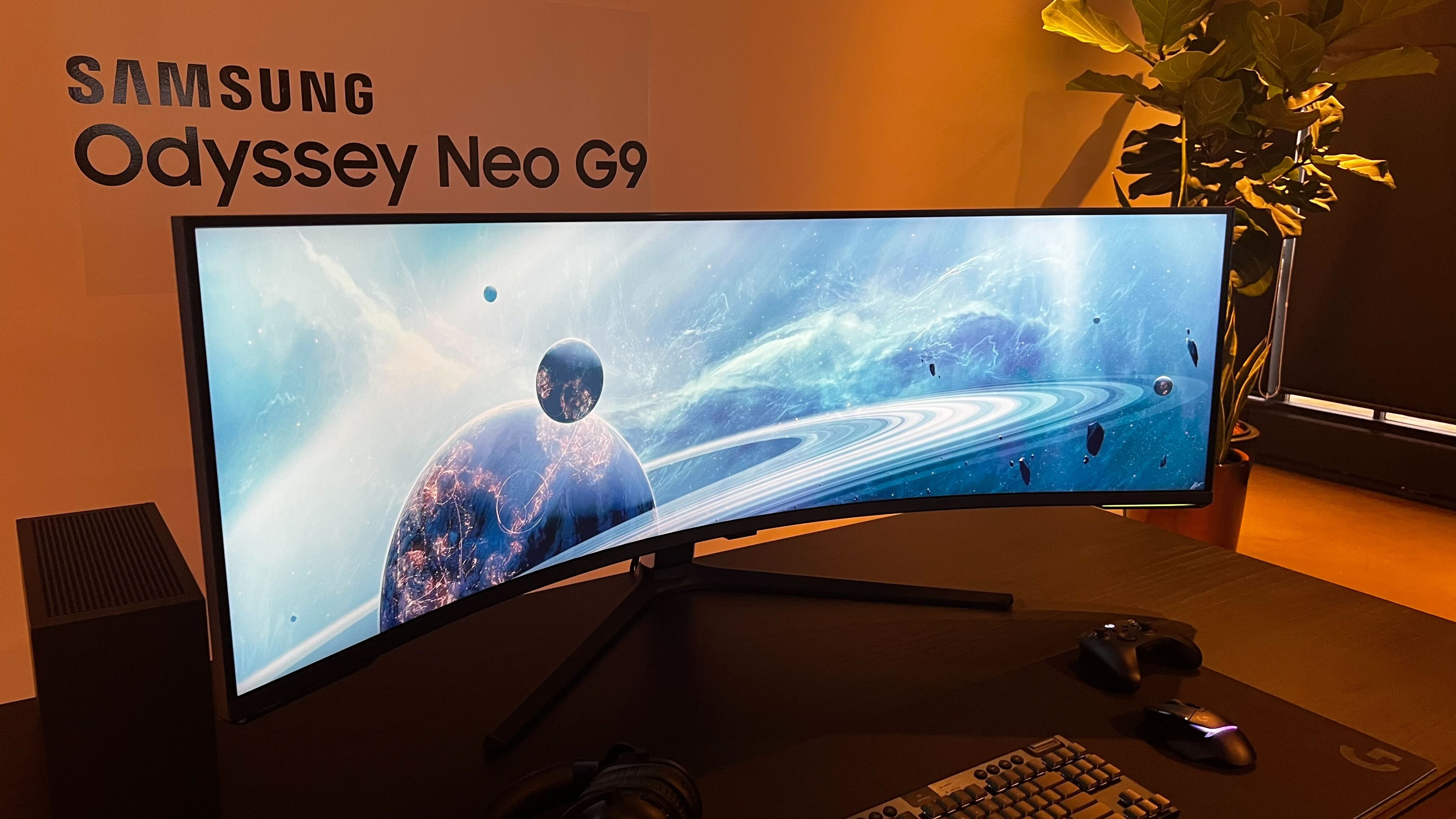  Samsung's new gigantic 57-inch gaming monitor is basically two 4K monitors side by side and it's glorious  