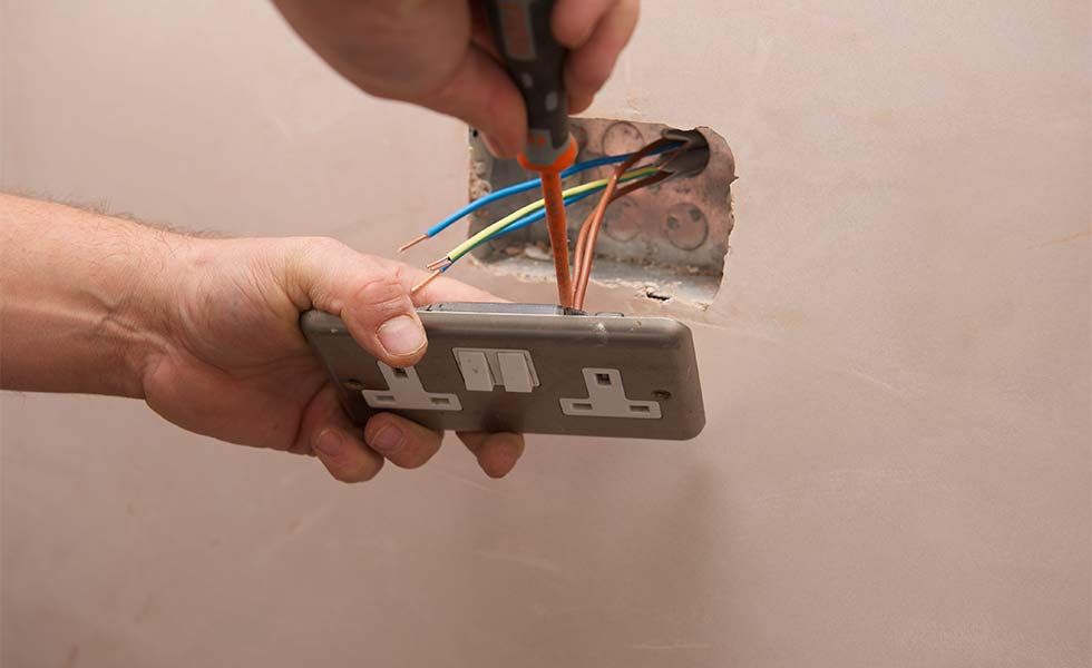 Electrical Sockets Explained Homebuilding, Wiring Double Plug Socket Diagram