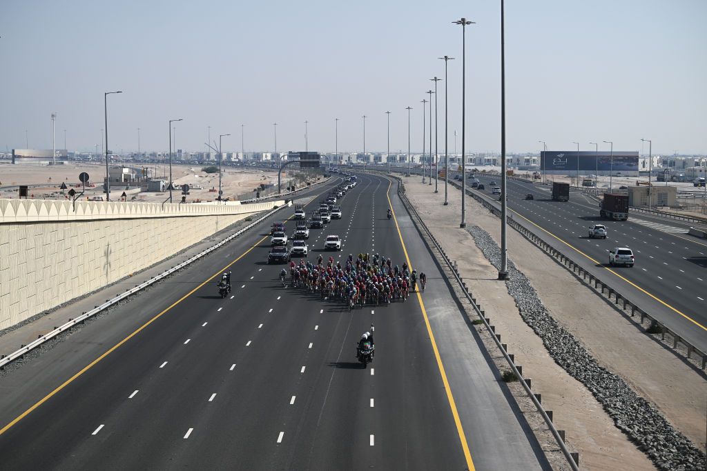 ABU DHABI UNITED ARAB EMIRATES FEBRUARY 22 A general view of the peloton competing during the 7th UAE Tour 2025 Stage 6 a 165km stage from Abu Dhabi Cycling Club to Abu Dhabi Breakwater UCIWWT on February 22 2025 in Abu Dhabi United Arab Emirates Photo by Dario BelingheriGetty Images